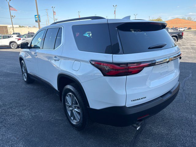 Used 2023 Chevrolet Traverse LT FWD image 5