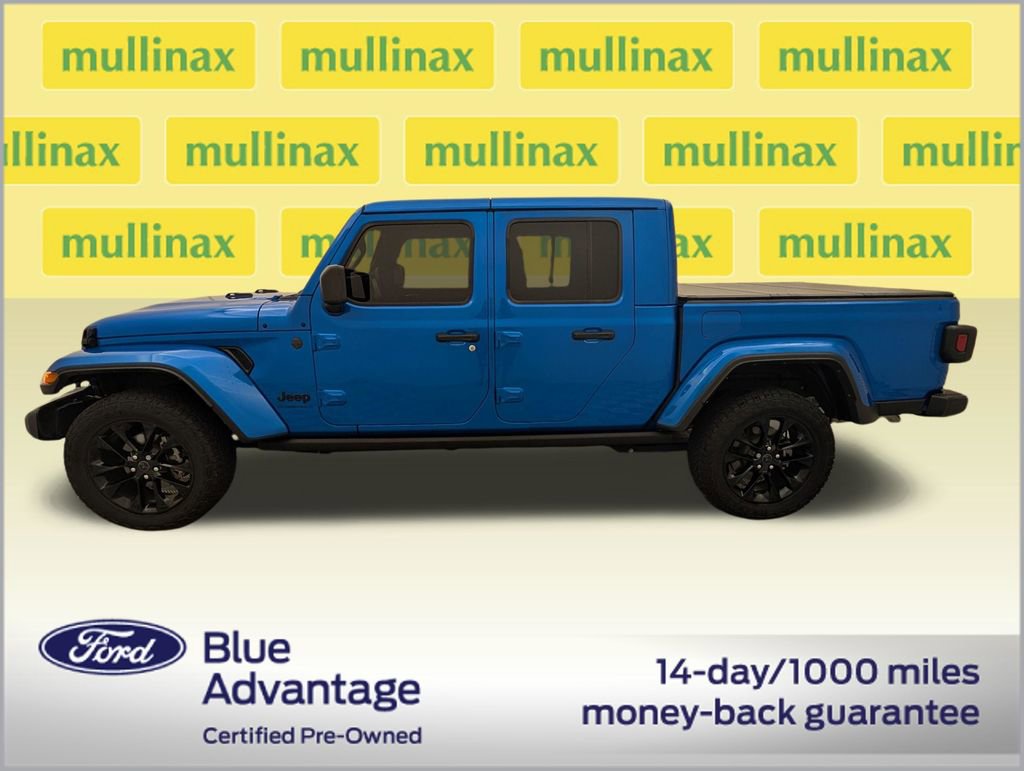 Used 2025 Jeep Gladiator Sport AWD/4WD image 10