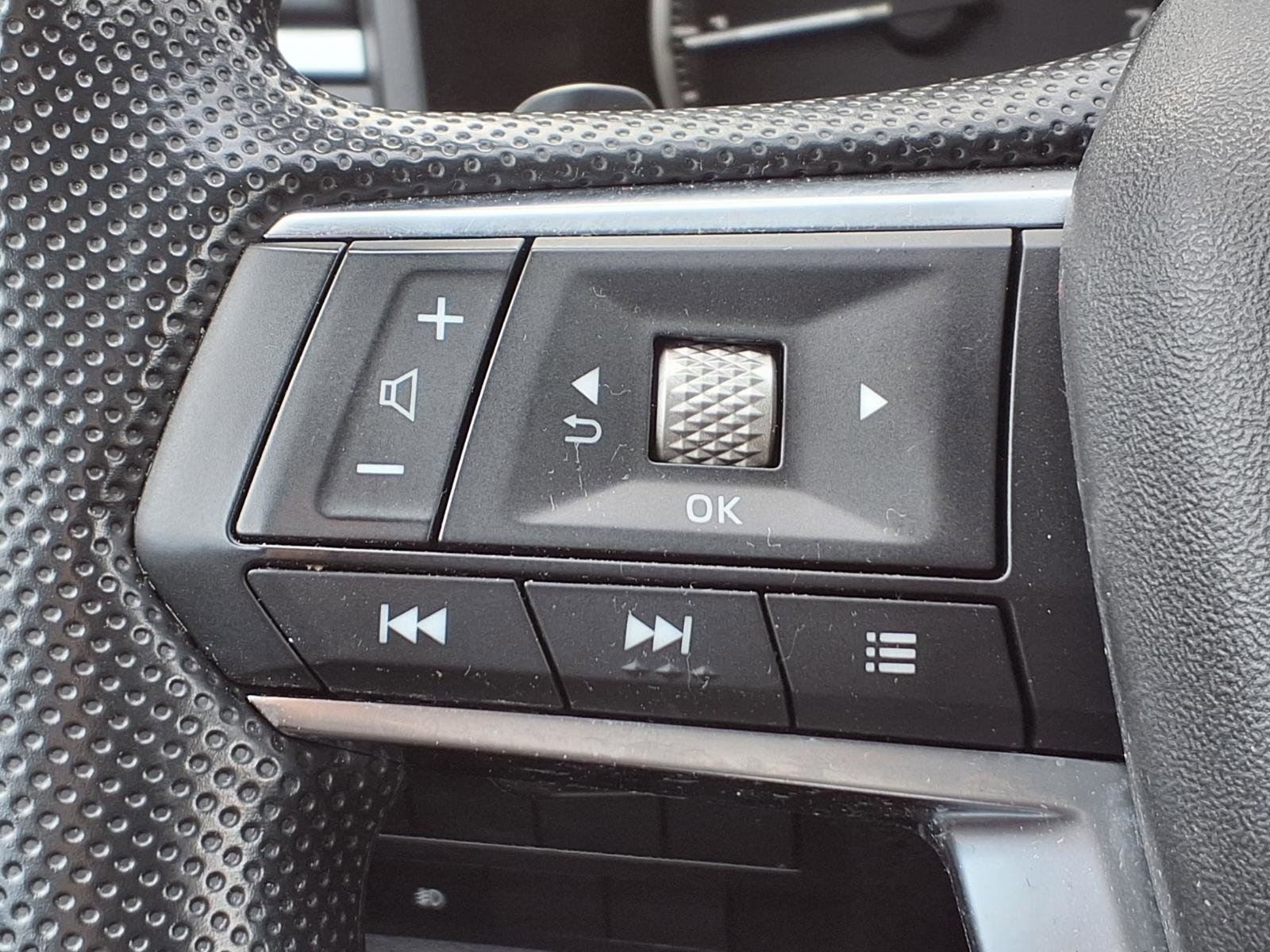 Used 2024 Mitsubishi Outlander ES image 20