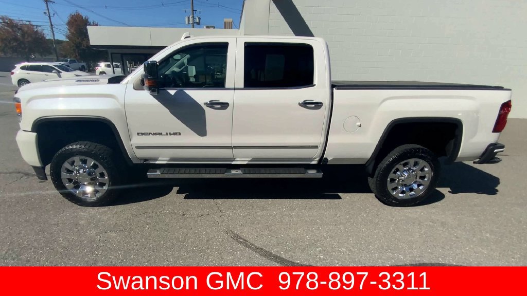 Certified 2019 GMC Sierra 2500 Denali w/ Duramax Plus Package AWD/4WD image 6