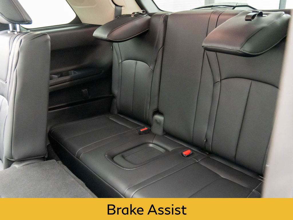 Certified 2025 INFINITI QX60 Luxe image 21