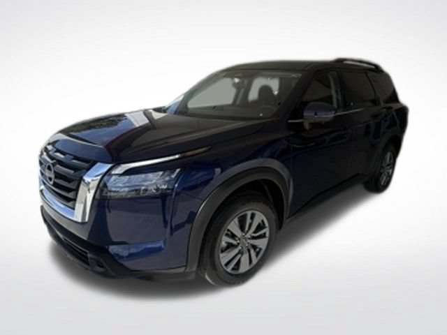 Used 2025 Nissan Pathfinder SV FWD image 2