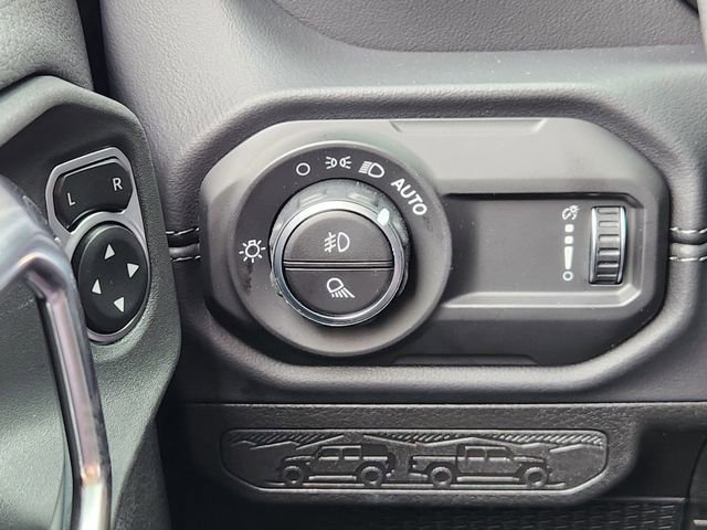 New 2026 Jeep Gladiator Sport AWD/4WD image 19