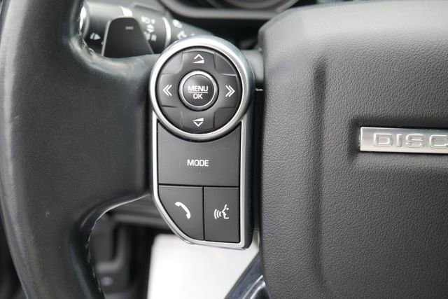 Used 2017 Land Rover Discovery HSE image 19