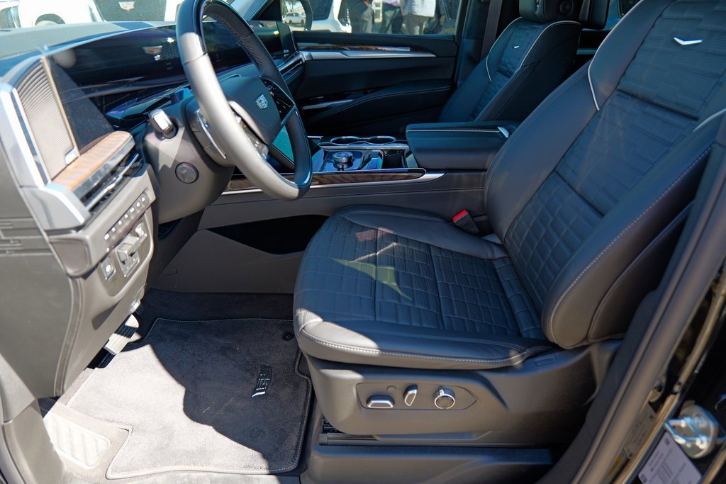 New 2026 Cadillac Escalade Platinum Sport image 9