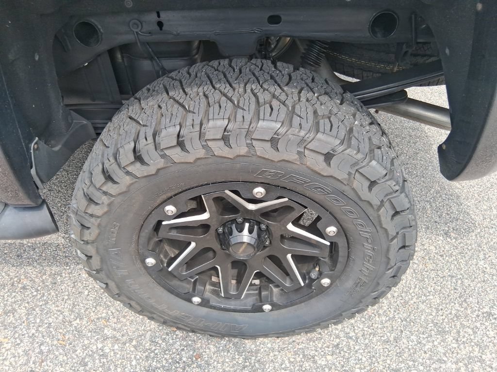 Used 2018 GMC Sierra 1500 SLT w/ SLT Premium Package AWD/4WD image 7