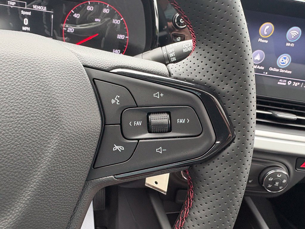 New 2026 Chevrolet Trax RS w/ Sunroof Package FWD image 18