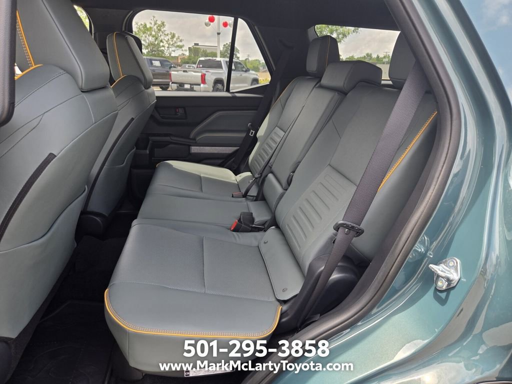 New 2026 Toyota 4Runner Trailhunter AWD/4WD image 10