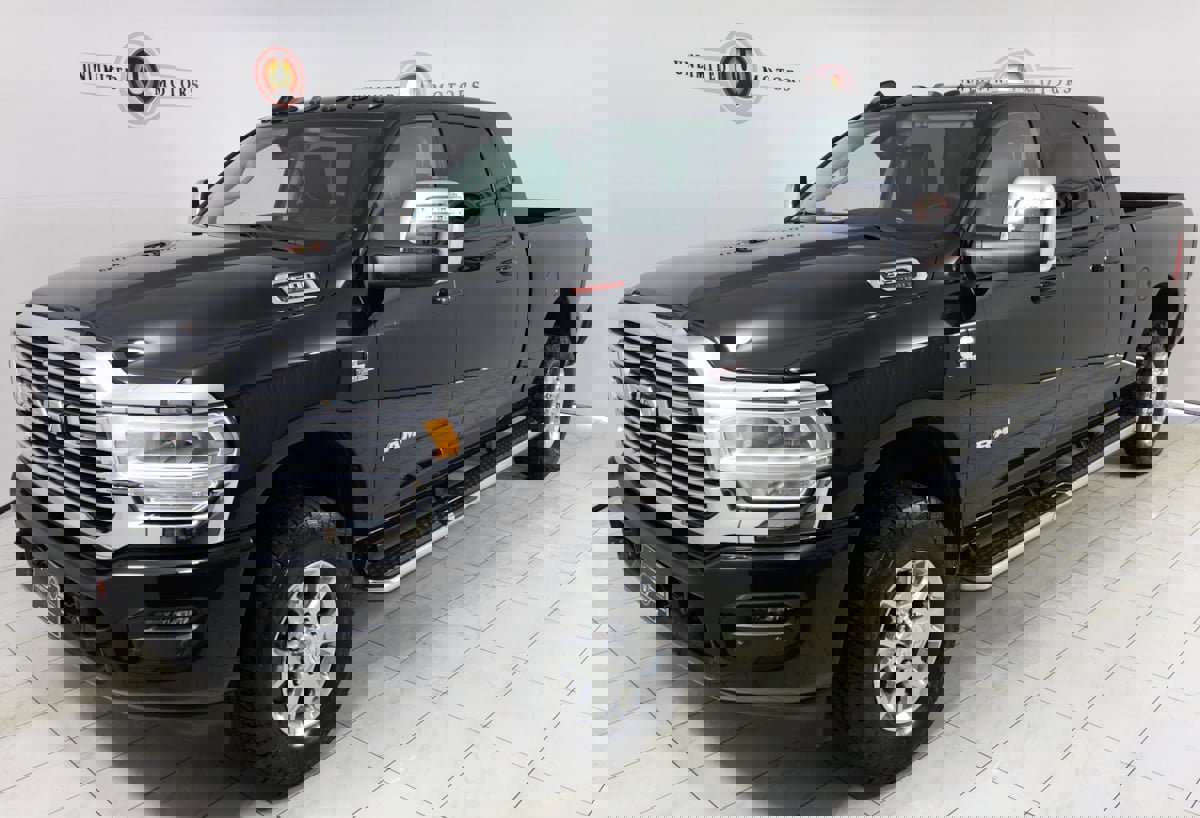 Used 2023 RAM 3500 Laramie image 5