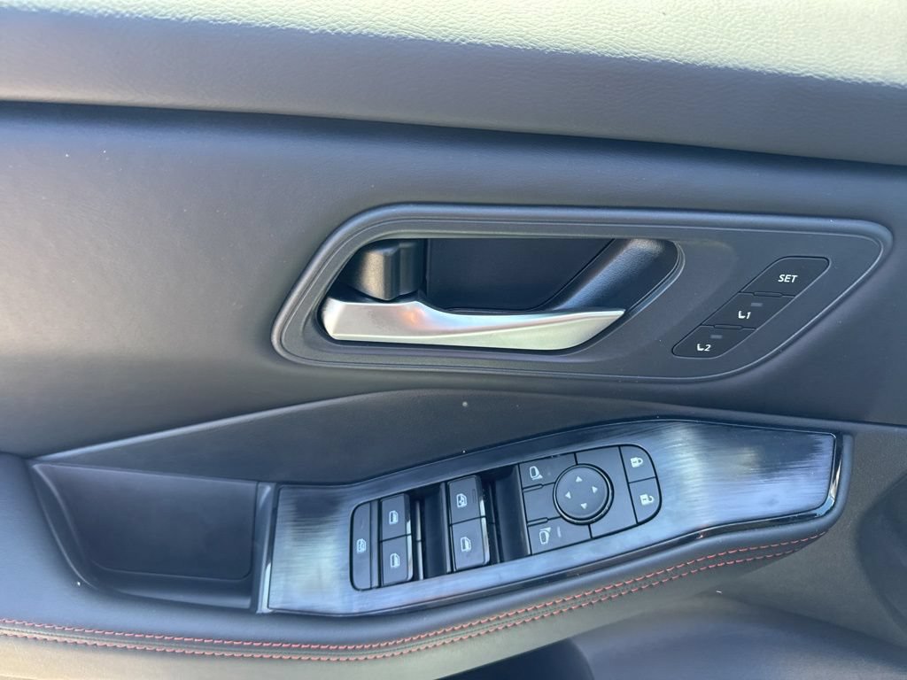 New 2026 Nissan Rogue SV w/ Rock Creek Premium Package AWD/4WD image 8