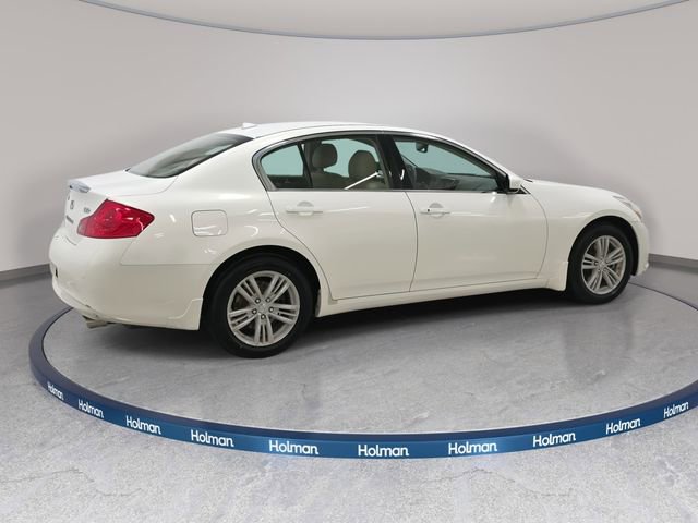 Used 2012 INFINITI G37 x w/ Premium Pkg image 6