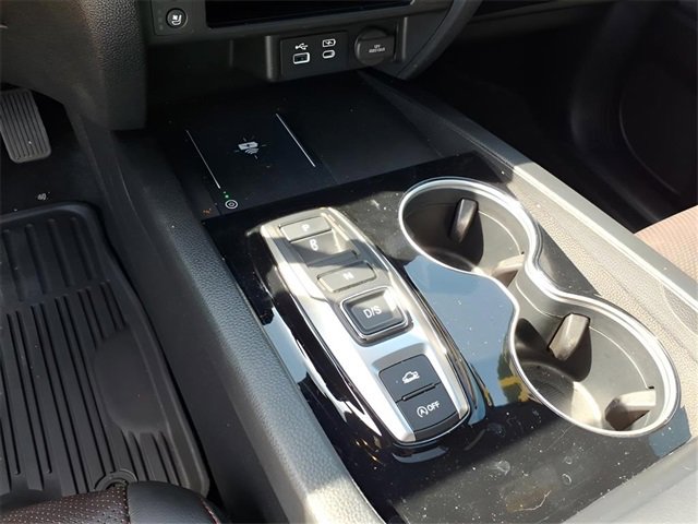 Used 2024 Honda Ridgeline Black Edition image 13