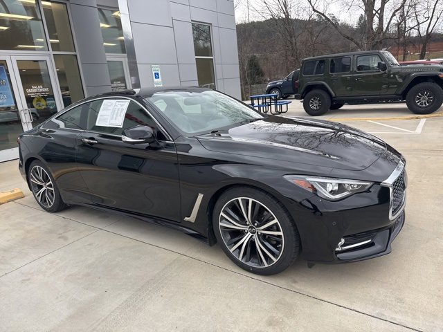 Used 2022 INFINITI Q60 3.0t Luxe w/ Cargo Package image 2