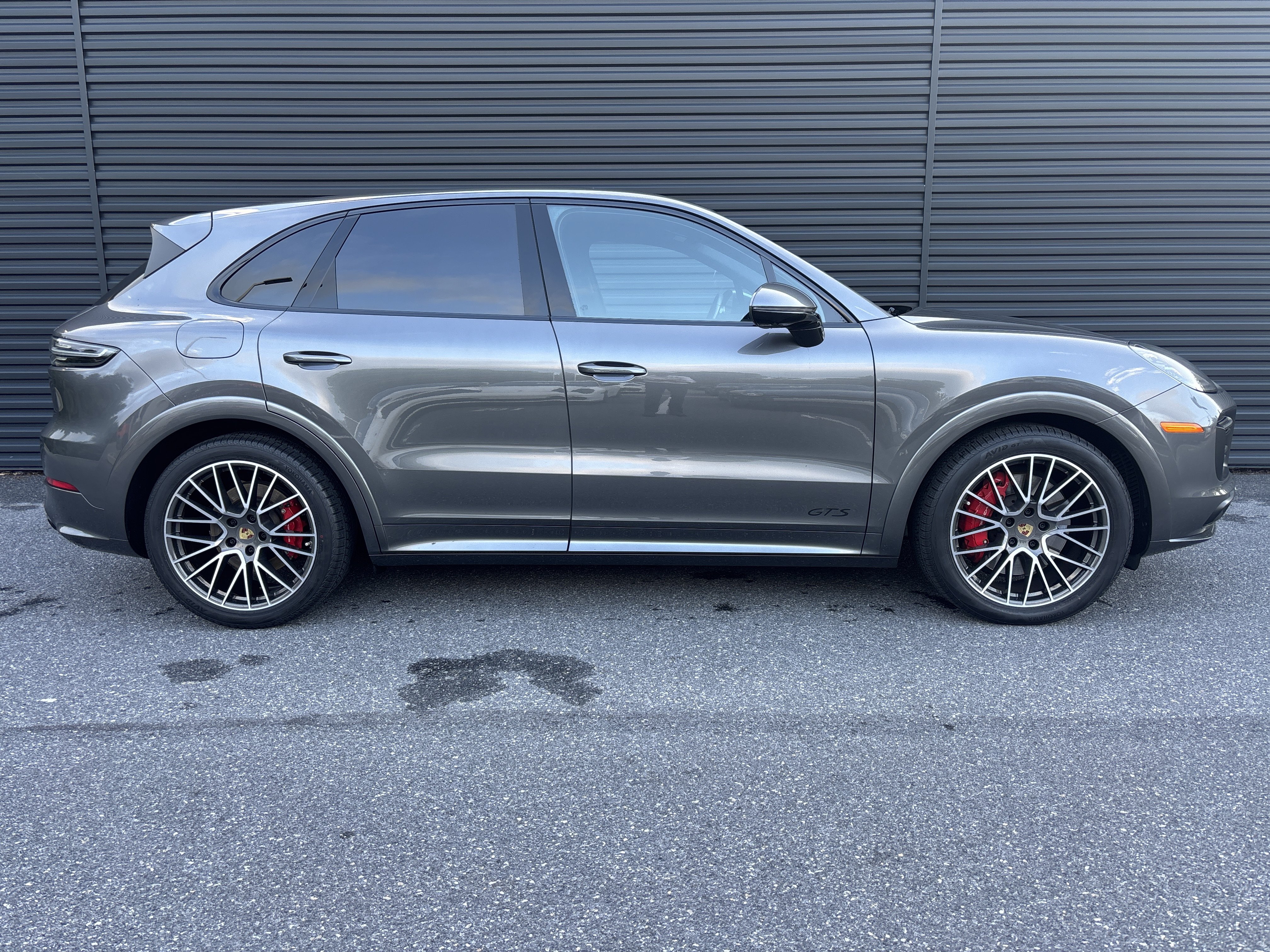 Certified 2021 Porsche Cayenne GTS AWD/4WD image 6