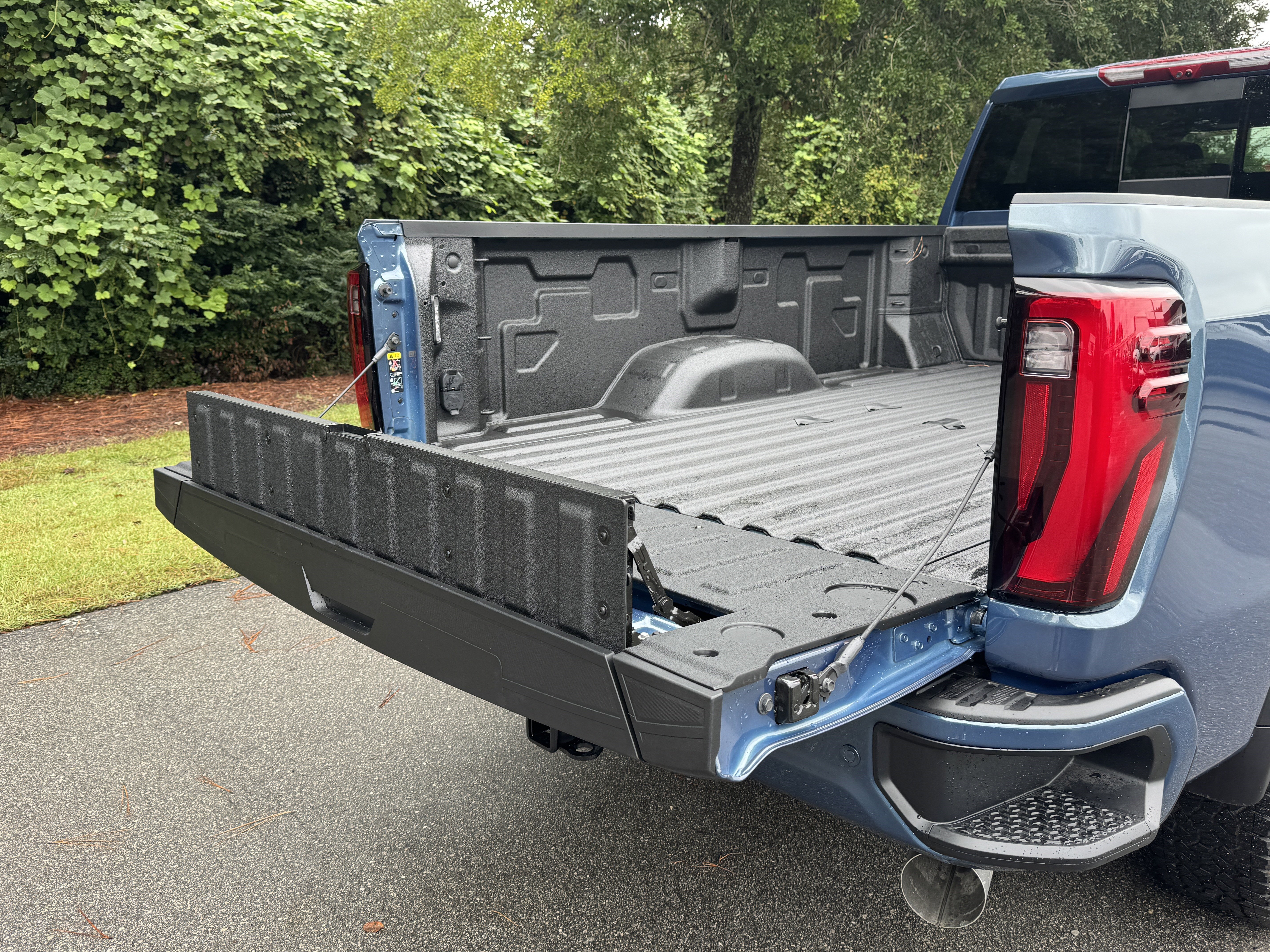 New 2026 GMC Sierra 2500 Denali w/ Denali Reserve Package image 8