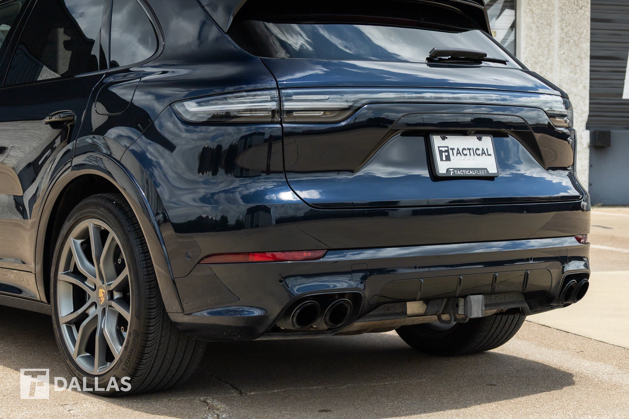 Used 2023 Porsche Cayenne Turbo S AWD/4WD image 12
