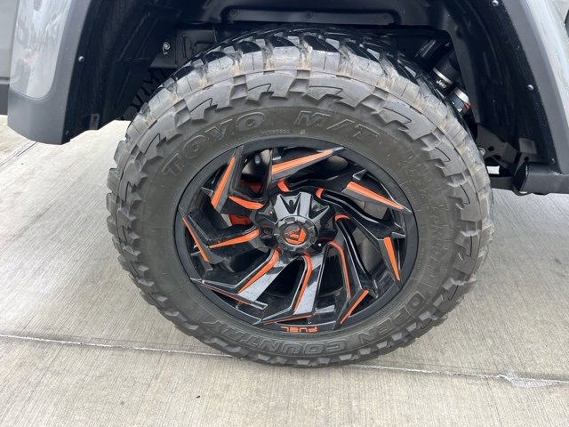 Used 2023 Jeep Gladiator Mojave w/ Cold Weather Group image 8