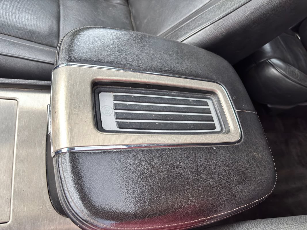 Used 2013 Cadillac Escalade ESV Platinum AWD/4WD image 38