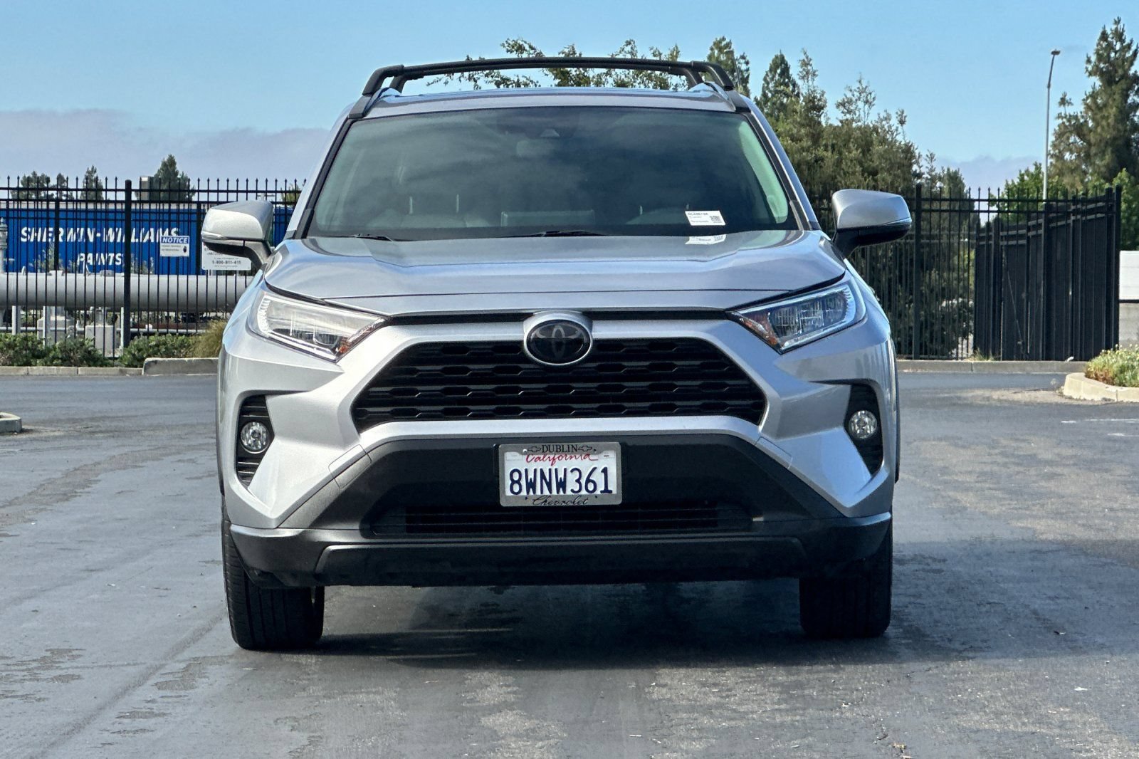 Used 2020 Toyota RAV4 XLE Premium FWD image 9