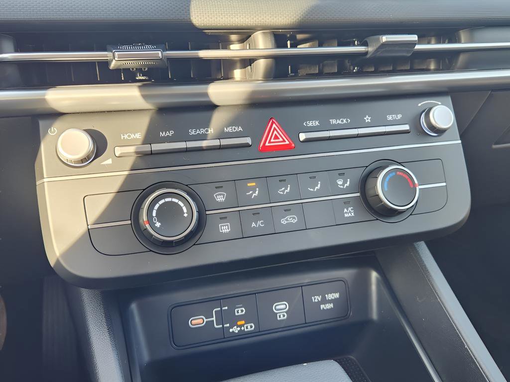 New 2026 Hyundai Tucson SE image 20