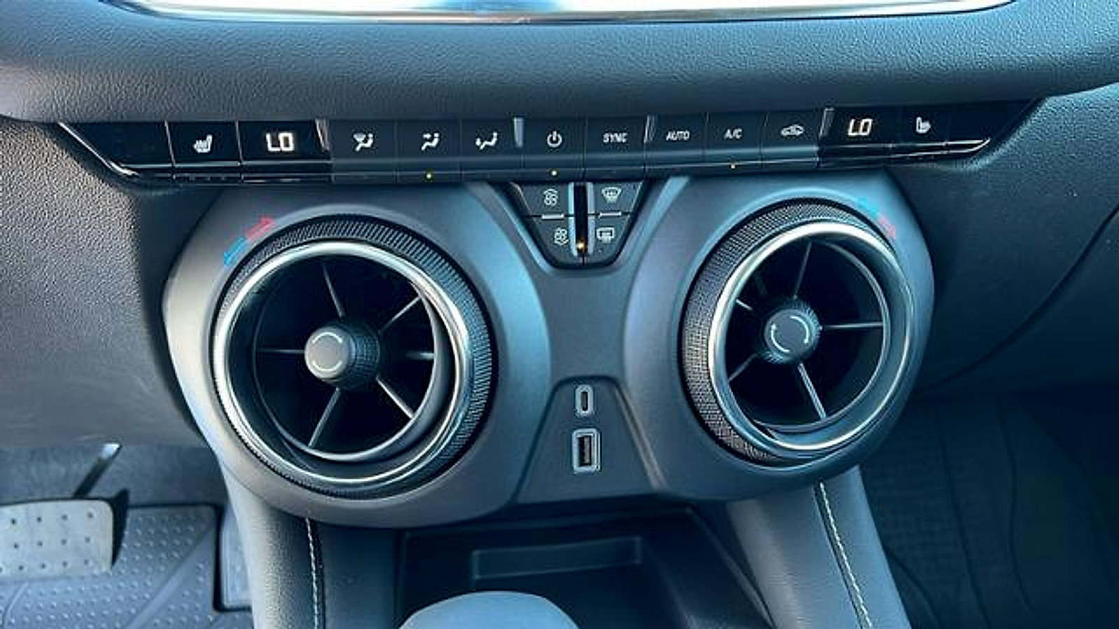 New 2026 Chevrolet Blazer LT w/ Convenience Package image 21