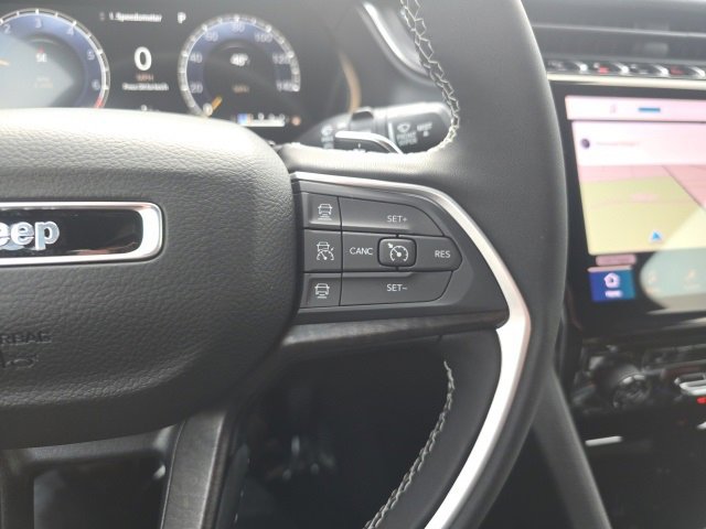 New 2025 Jeep Grand Cherokee Limited image 14