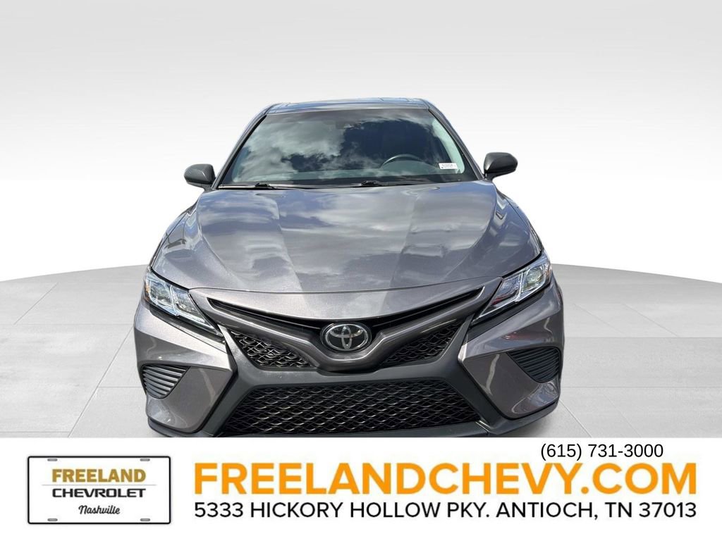 Used 2020 Toyota Camry SE image 9