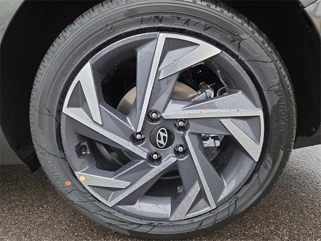 New 2025 Hyundai Elantra SEL image 29
