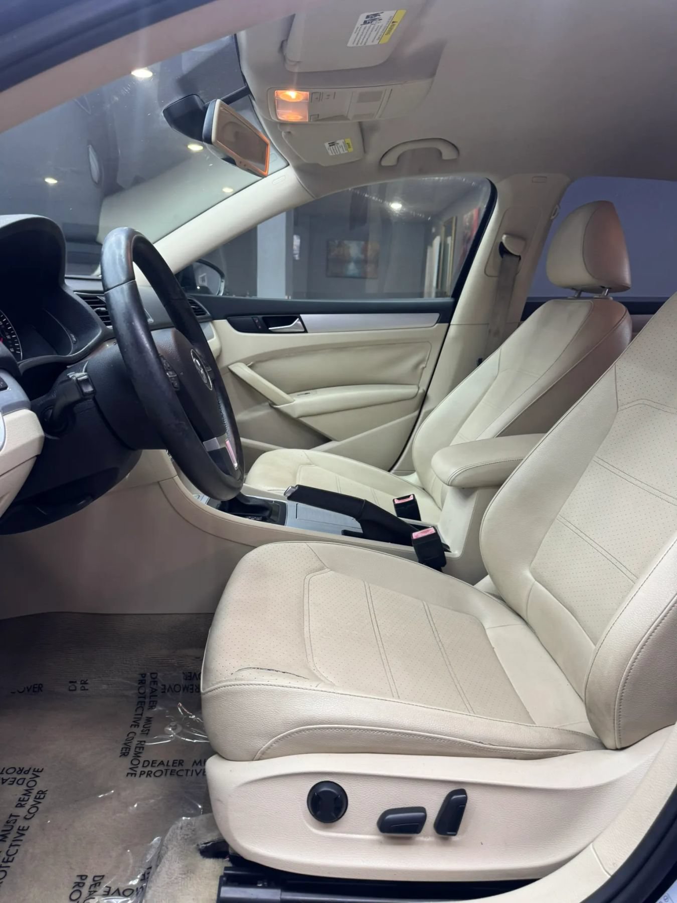 Used 2012 Volkswagen Passat 2.5 SE FWD image 11