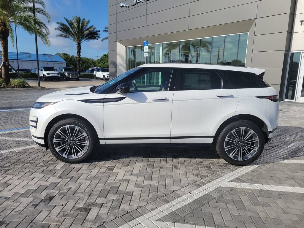 New 2026 Land Rover Range Rover Evoque Dynamic SE AWD/4WD image 2
