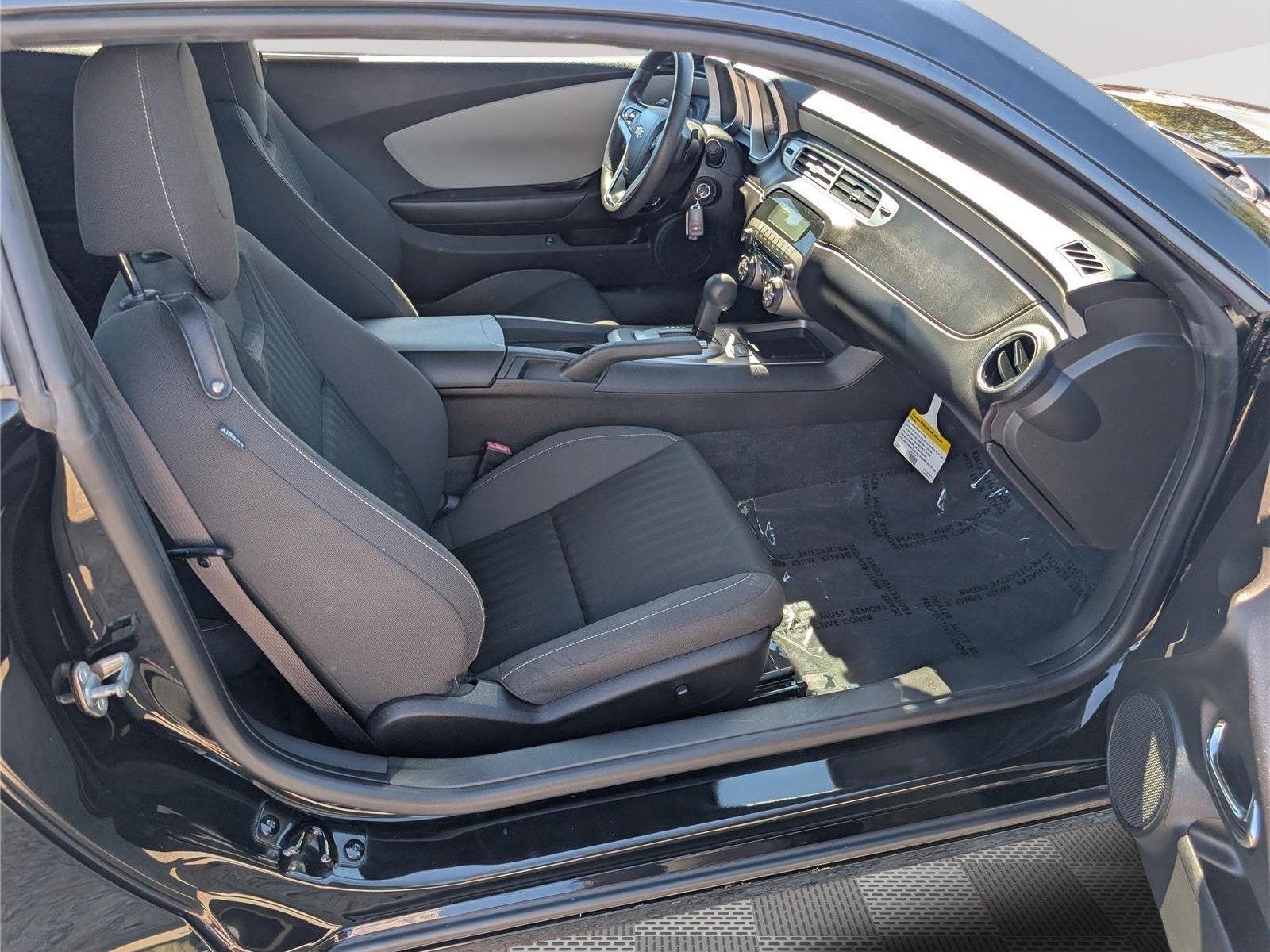 Used 2015 Chevrolet Camaro LS RWD image 10