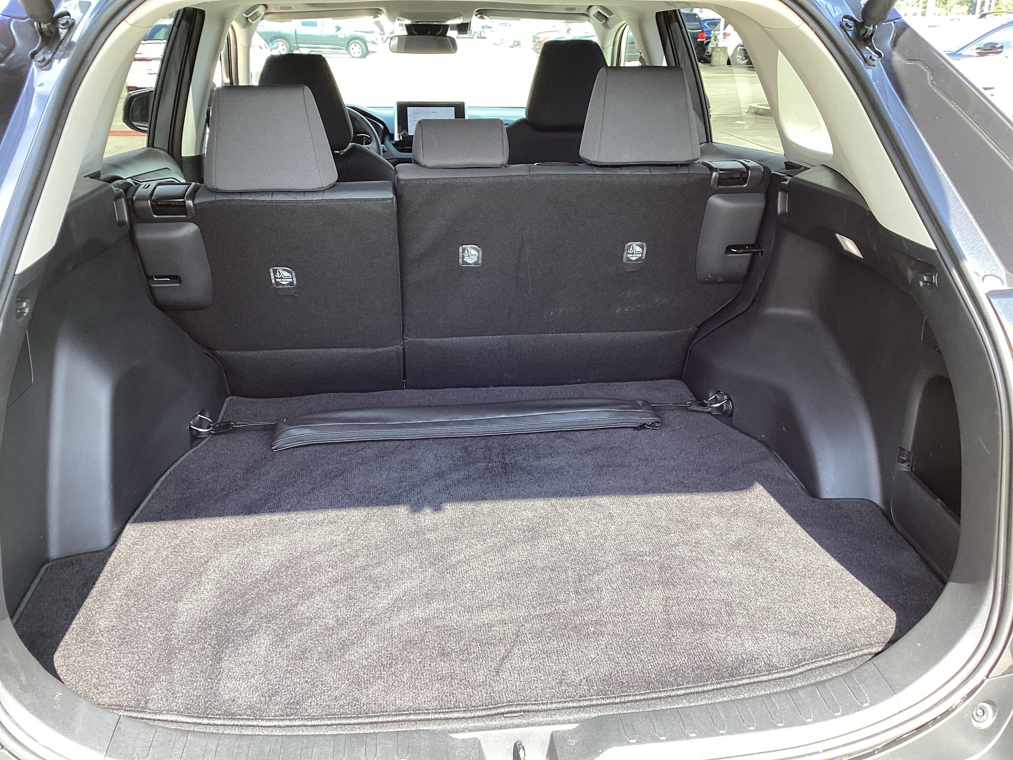 Used 2025 Toyota RAV4 XLE w/ Convenience Package AWD/4WD image 12