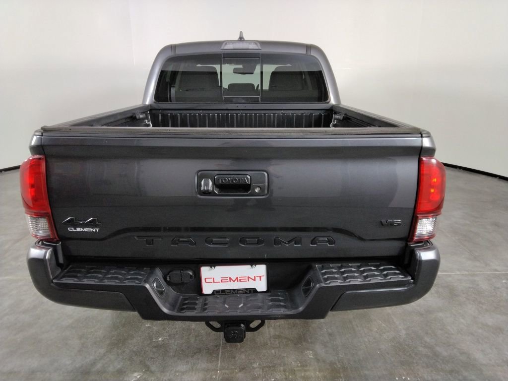 Used 2023 Toyota Tacoma SR5 w/ Technology Package image 7
