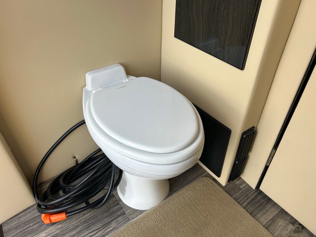 Used 2020 Mercedes-Benz Sprinter 3500 image 16