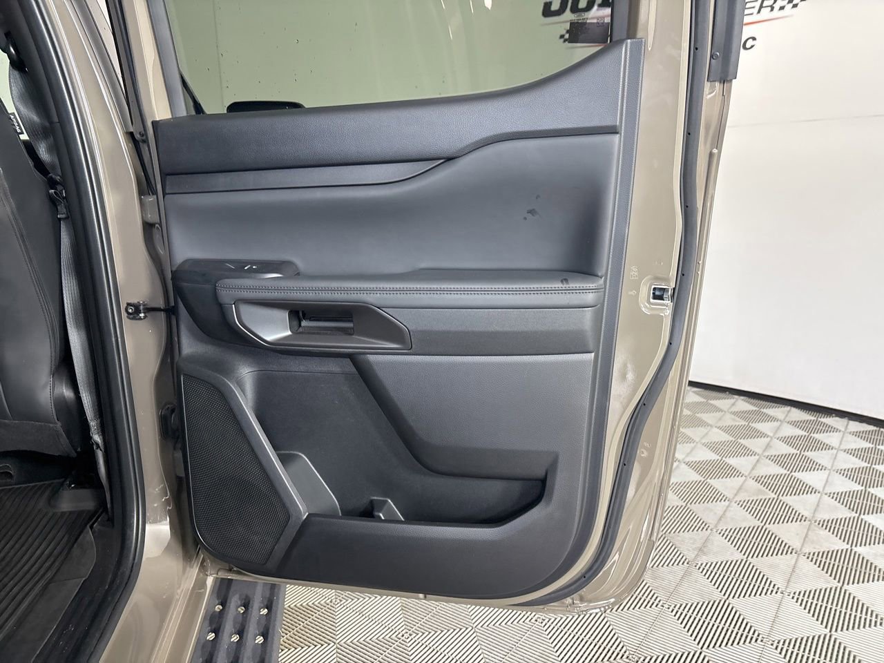 Used 2025 Ford Ranger Raptor AWD/4WD image 25
