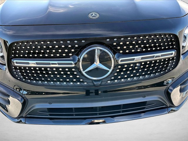 Used 2024 Mercedes-Benz GLB 250 image 30