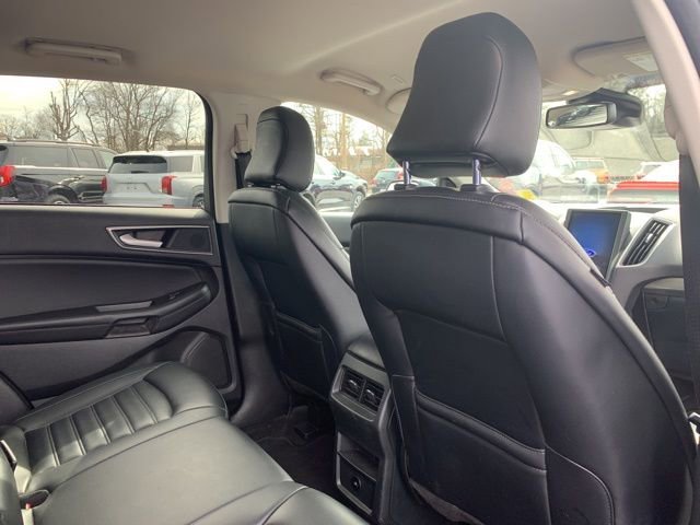 Used 2024 Ford Edge SEL image 13