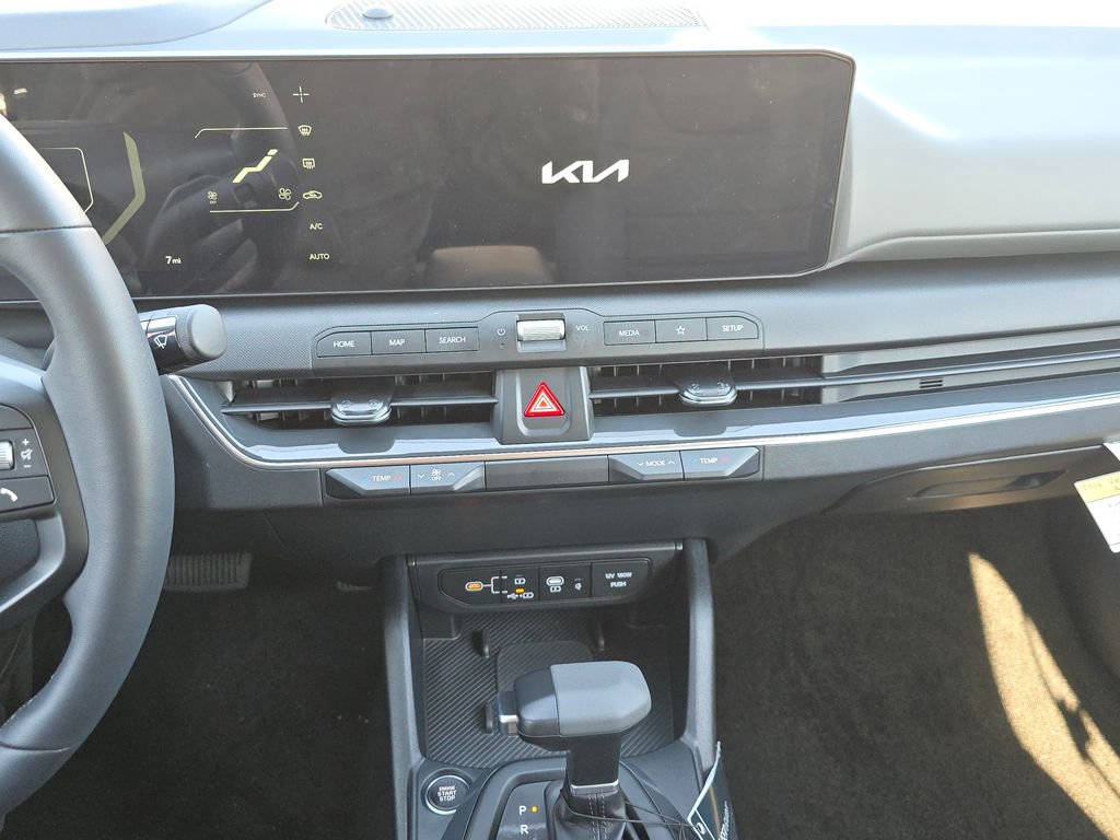 New 2025 Kia K4 EX image 30