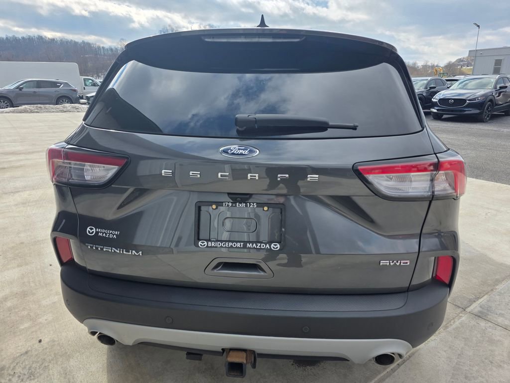 Used 2020 Ford Escape Titanium image 6