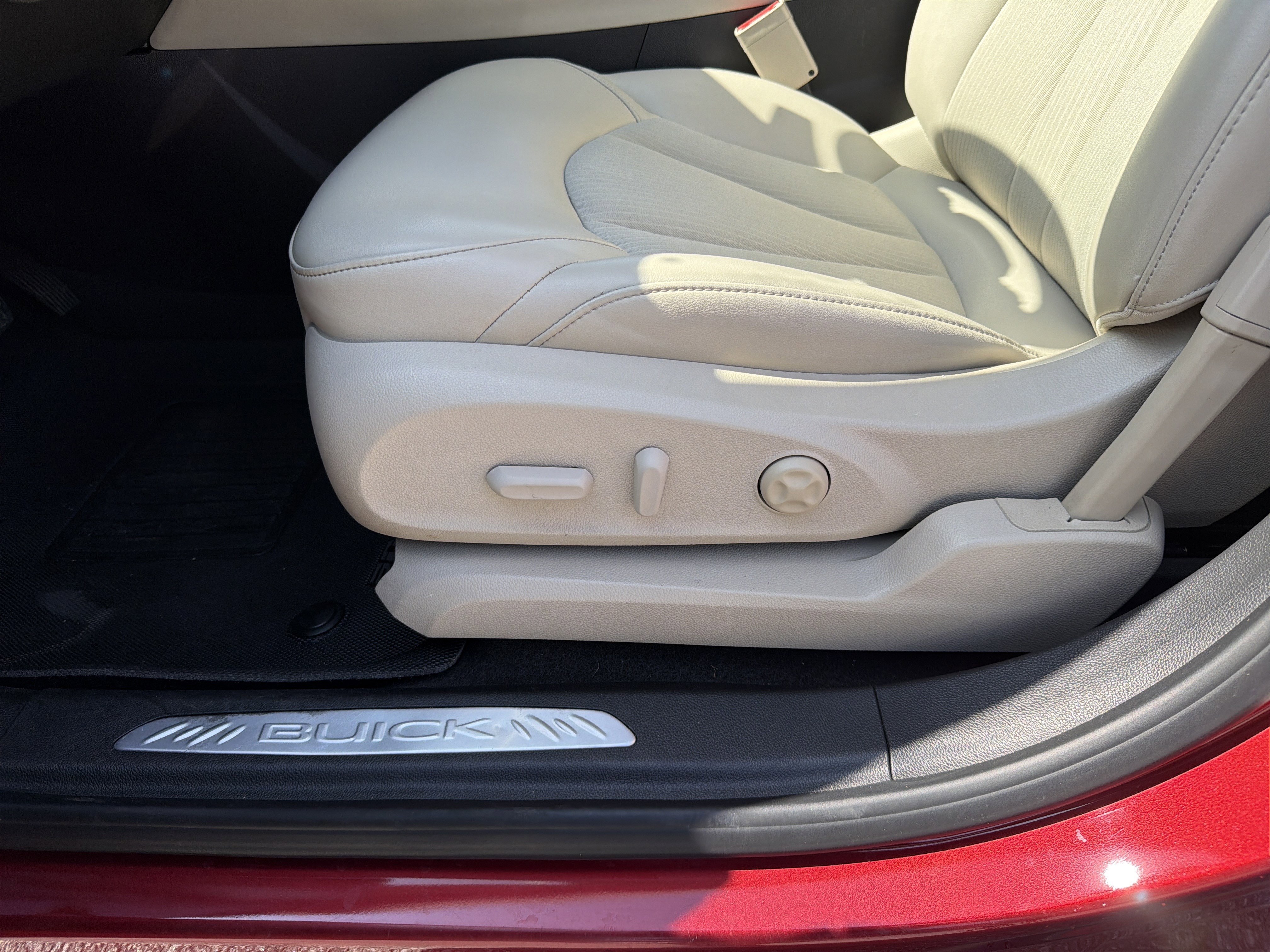 Used 2019 Buick Envision Preferred image 13