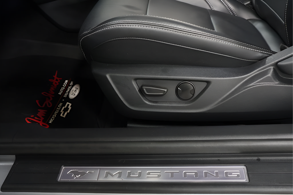Used 2025 Ford Mustang GT Premium w/ GT Performance Package RWD image 21
