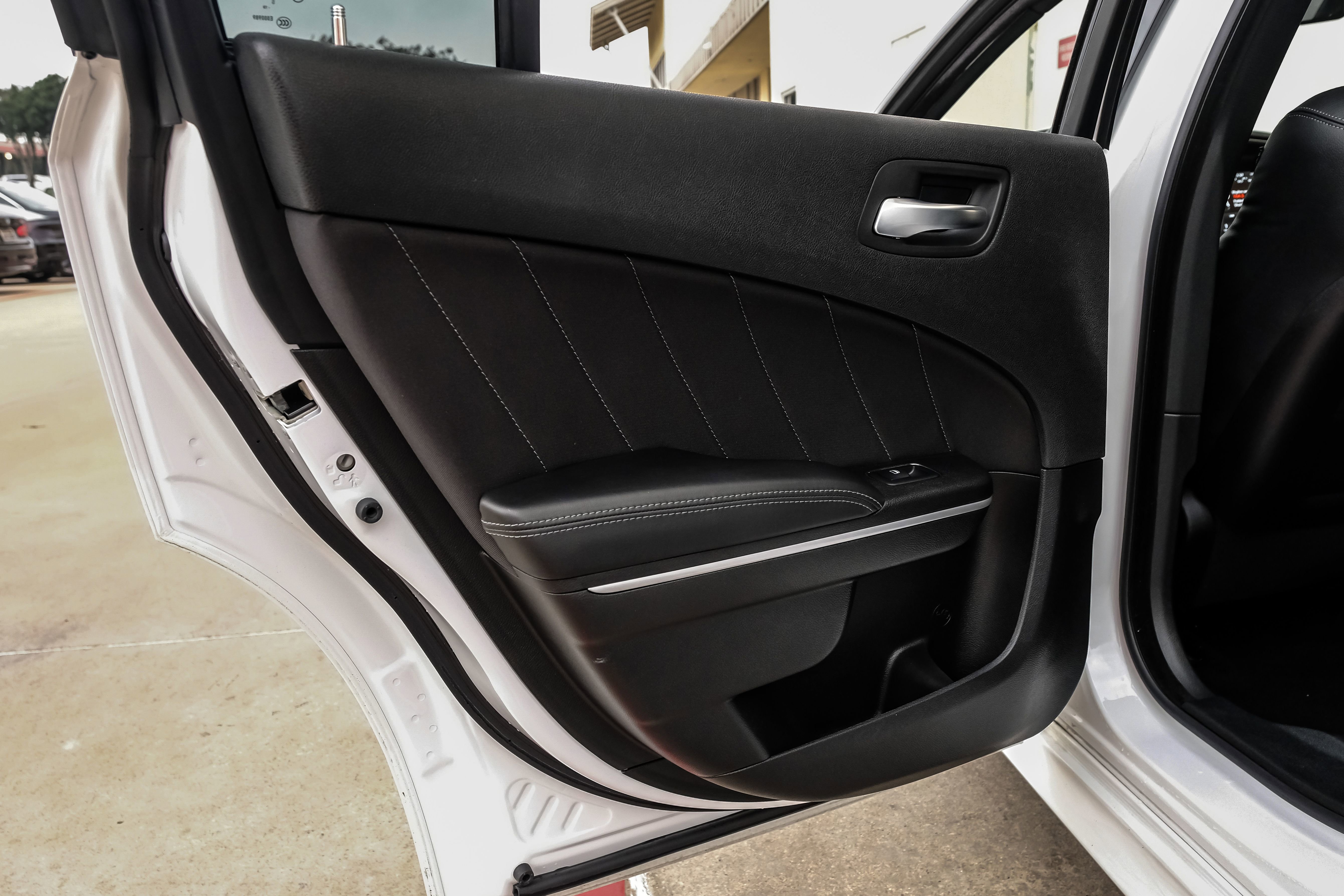 Used 2019 Dodge Charger Scat Pack w/ Navigation & Travel Group RWD image 50