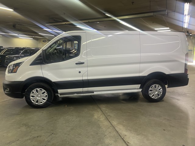 Certified 2025 Ford Transit 250 Low Roof w/ Exterior Upgrade Package RWD image 4