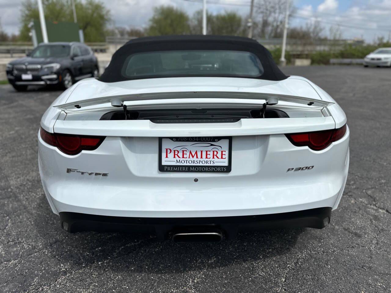 Used 2019 Jaguar F-TYPE Convertible RWD image 4