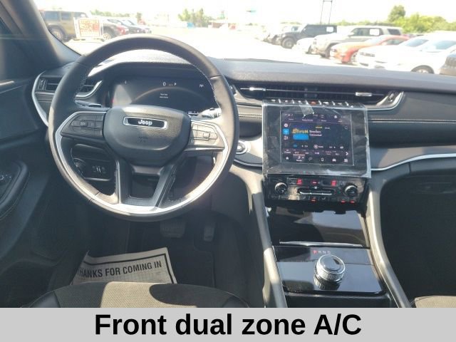 New 2025 Jeep Grand Cherokee L Altitude image 4