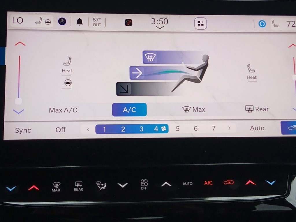 New 2026 Jeep Grand Cherokee Altitude RWD image 4