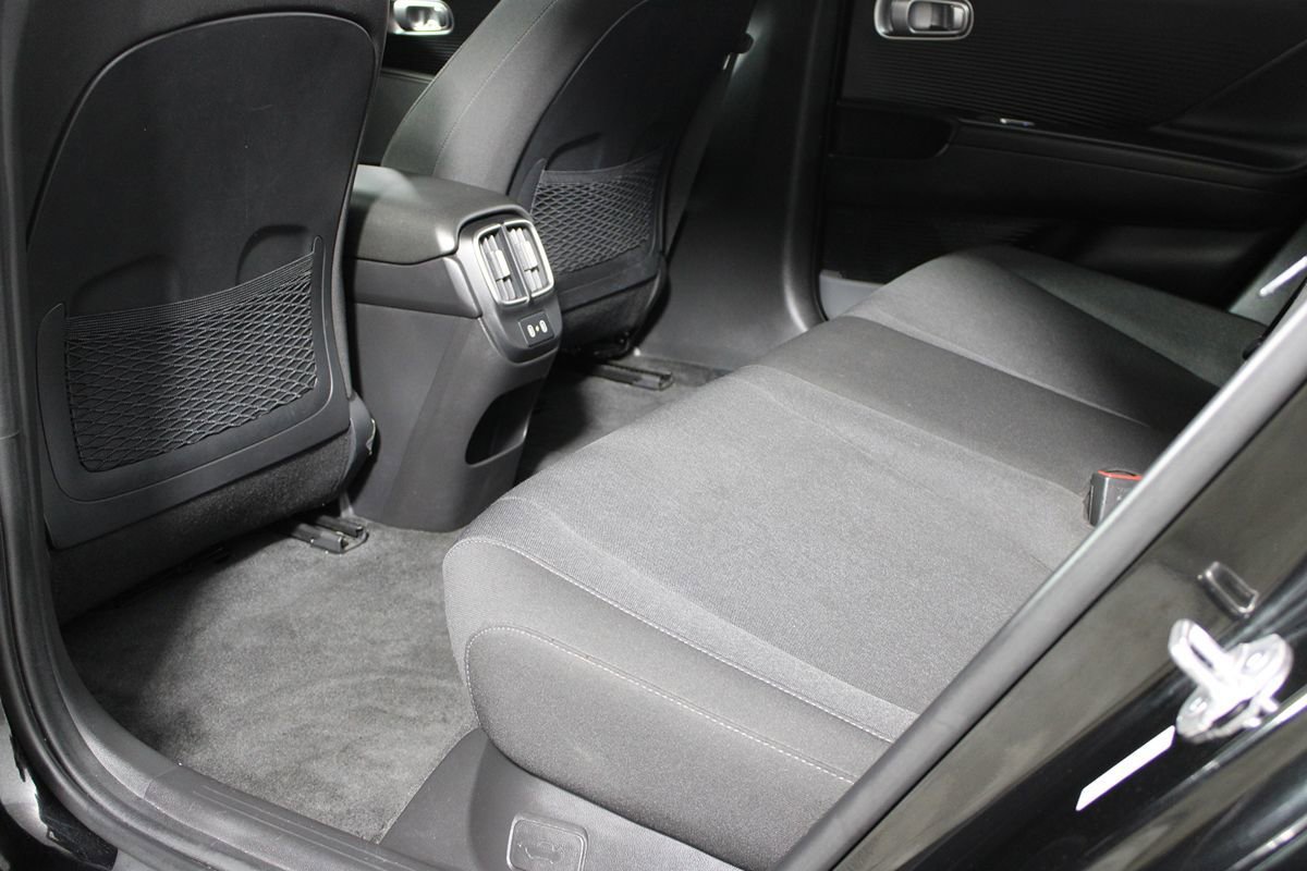 Used 2024 Hyundai Ioniq 6 SE AWD/4WD image 24
