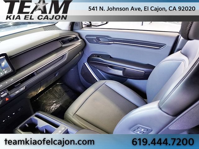 Certified 2024 Kia EV9 Light Long Range RWD image 24