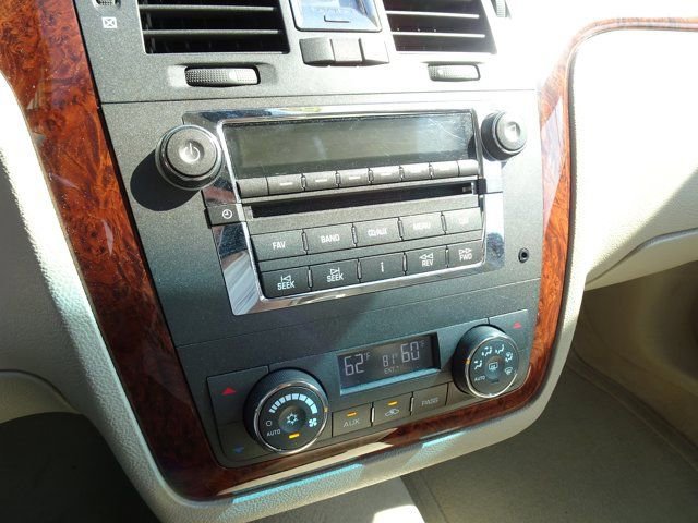 Used 2007 Cadillac DTS Luxury I FWD image 18
