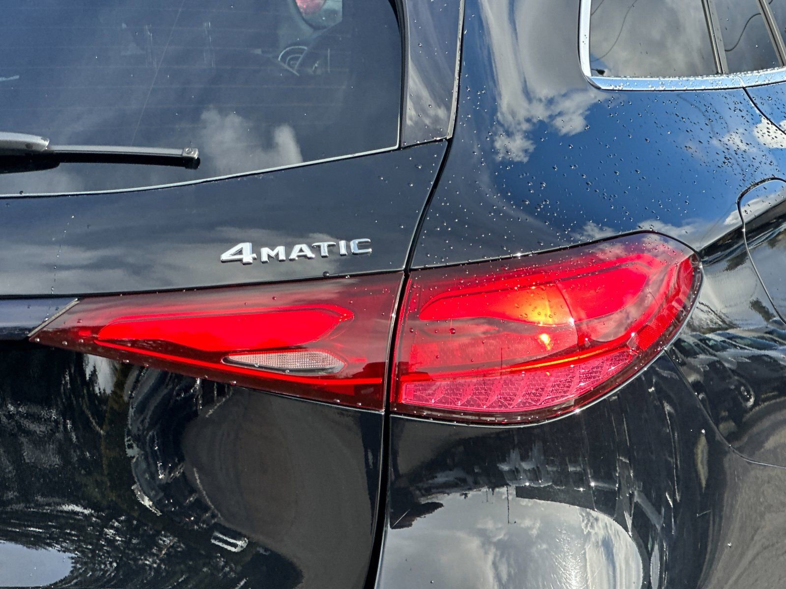 Certified 2024 Mercedes-Benz GLC 300 4MATIC image 26